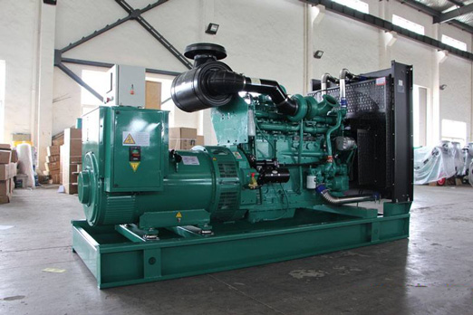 新平320kw康明斯柴油发电车出租组图片 新平320kw康明斯柴油发电车出租组图片